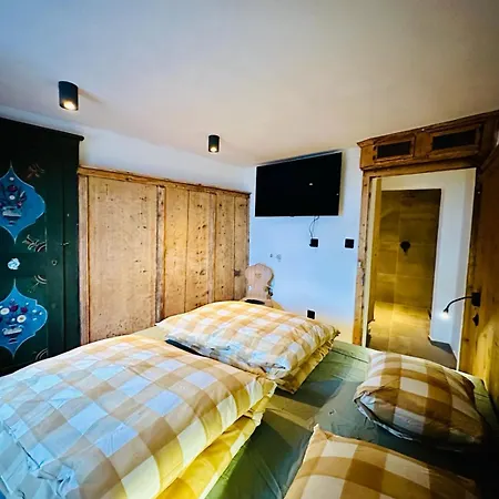 Chasa Veglia Apartment Sent Exterior photo