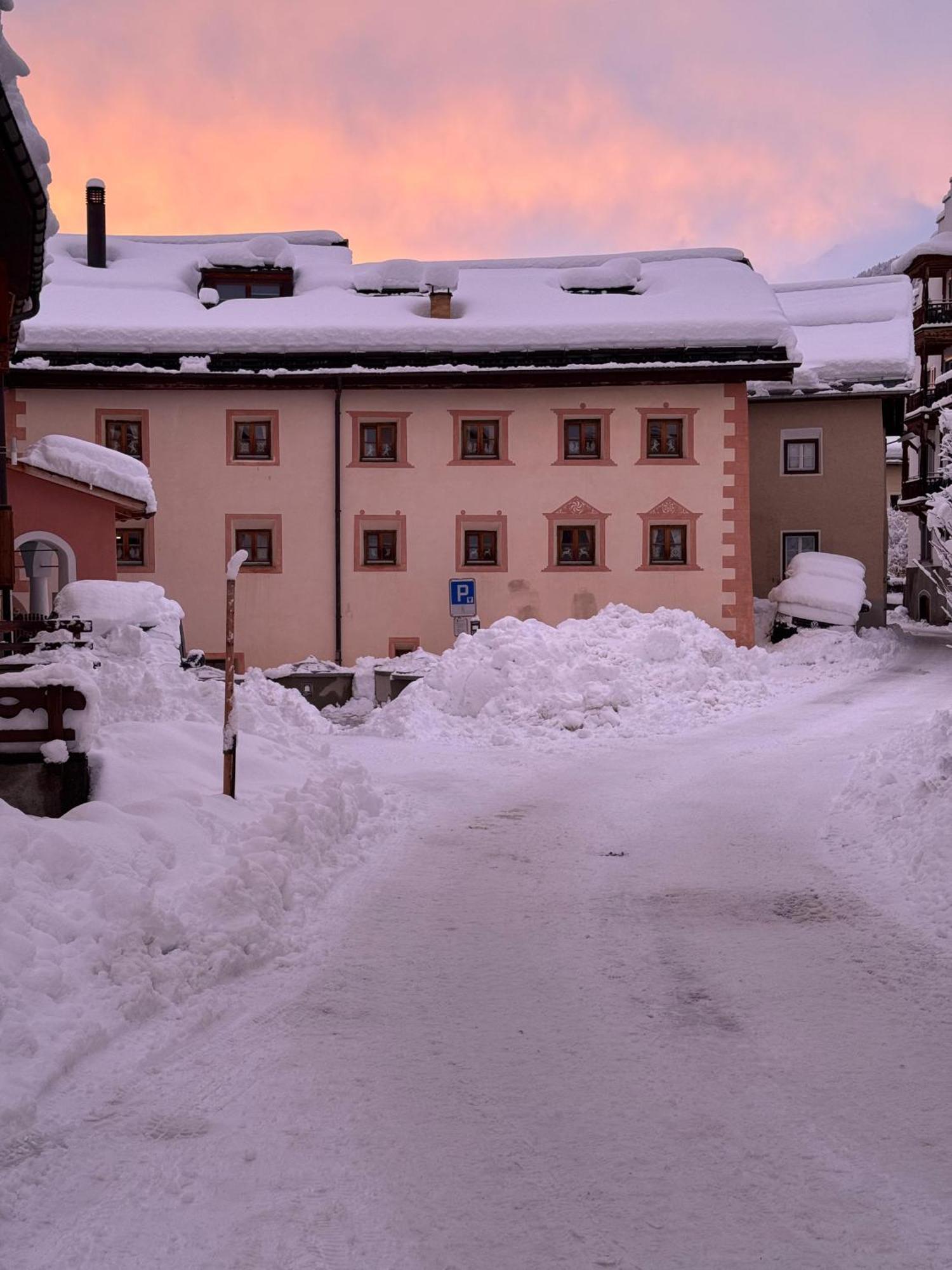 Chasa Veglia Apartamento *